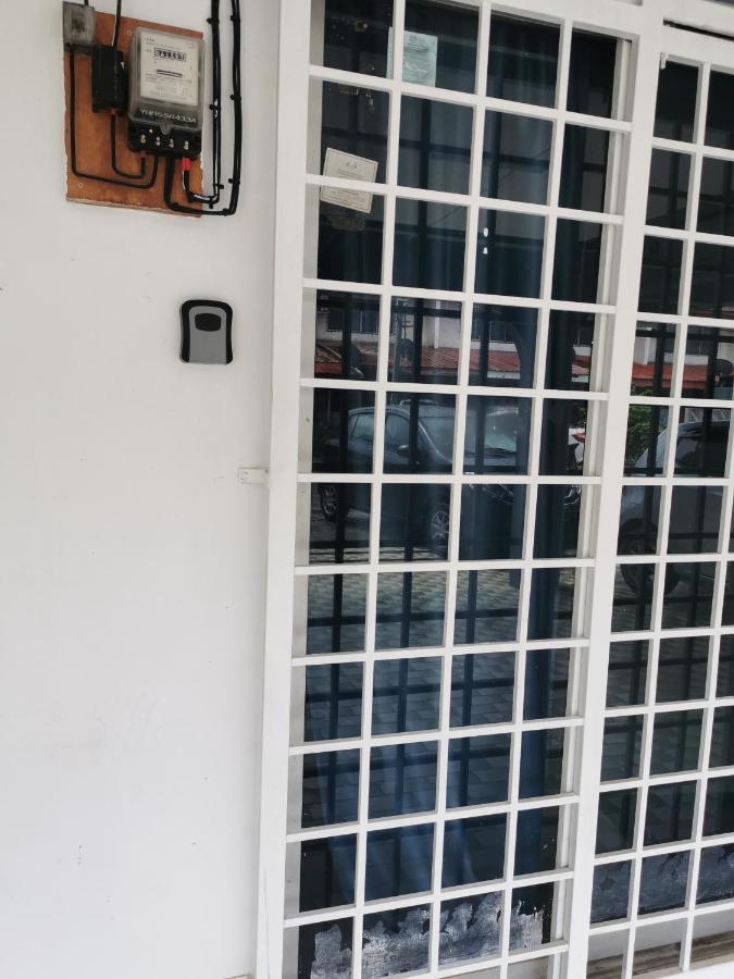 Nj_Homestay@Kkia/Petagas Kk Kota Kinabalu Exterior photo